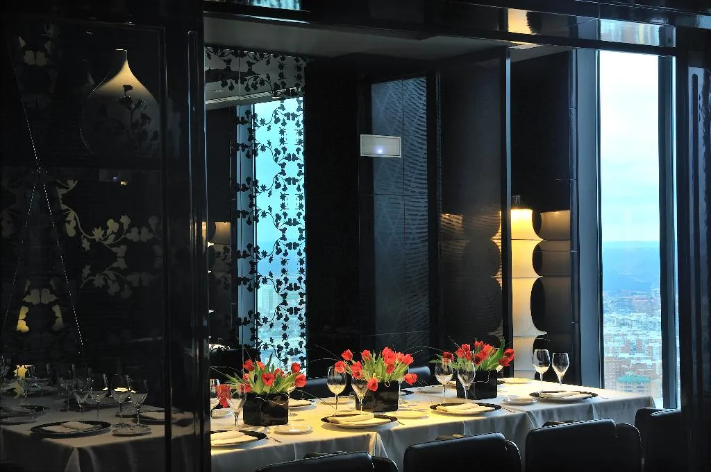 Restaurant, Eurostars Madrid Tower, Madrid