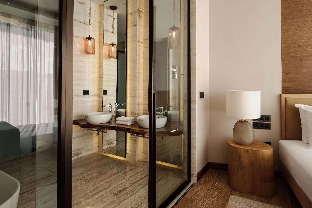 Room, Radisson Blu Resort & Spa Golden Sands, Malta