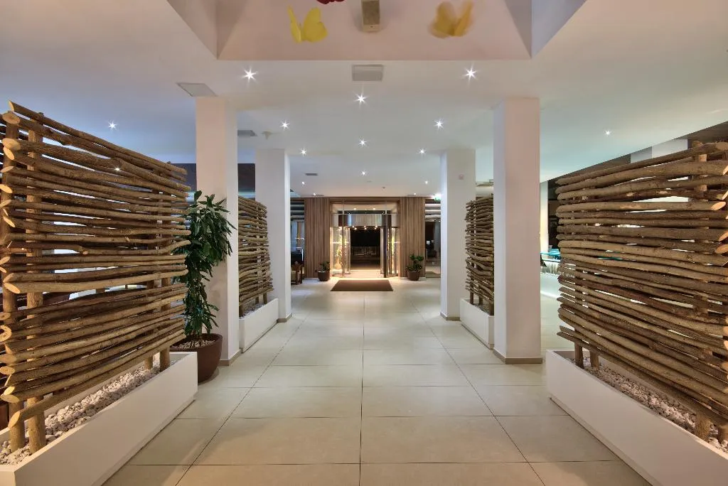 Lobby, db Seabank Resort + Spa – All Inclusive, Malta