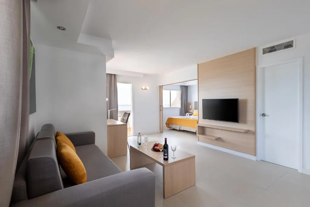 APARTMENT SEA VIEW CAPACITY 5 Room, Marina Elite, Gran Canaria