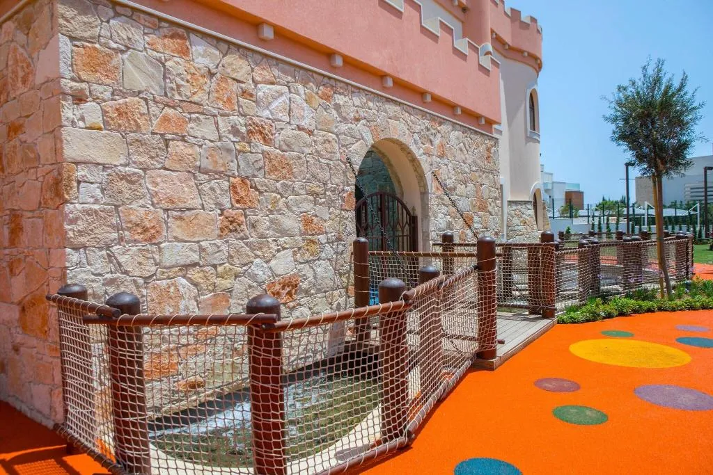 Sports and Entertainment, Parklane, a Luxury Collection Resort & Spa, Cyprus