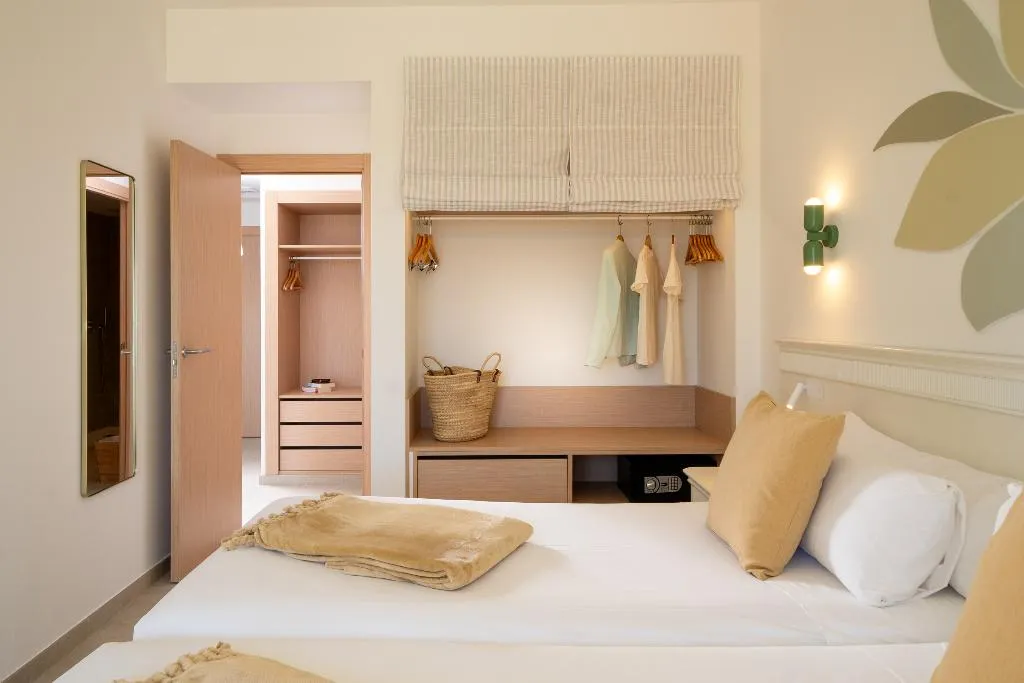 SUITE PREMIUM Room, Iberostar Waves Gaviotas Park, Fuerteventura