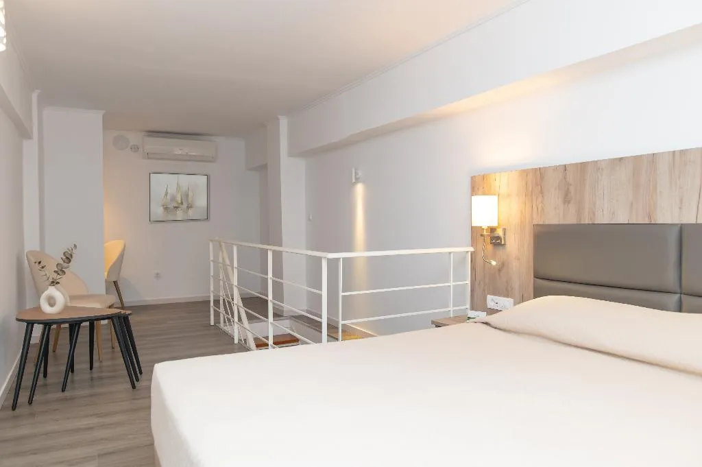 Double or Twin LOFT Room, Kosta Palace City Hotel, Kos