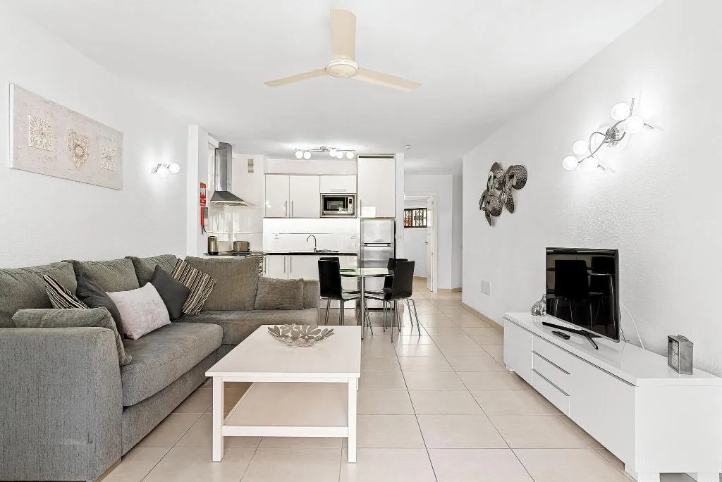 APARTMENT SUPERIOR ONE BEDROOM Room, Paloma Beach Apartments, Tenerife