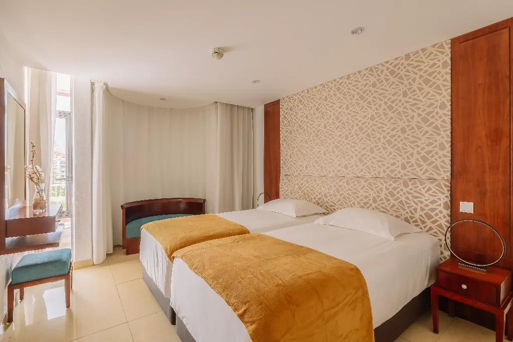 APARTMENT ONE BEDROOM Room, Muthu Clube Praia da Oura, Algarve