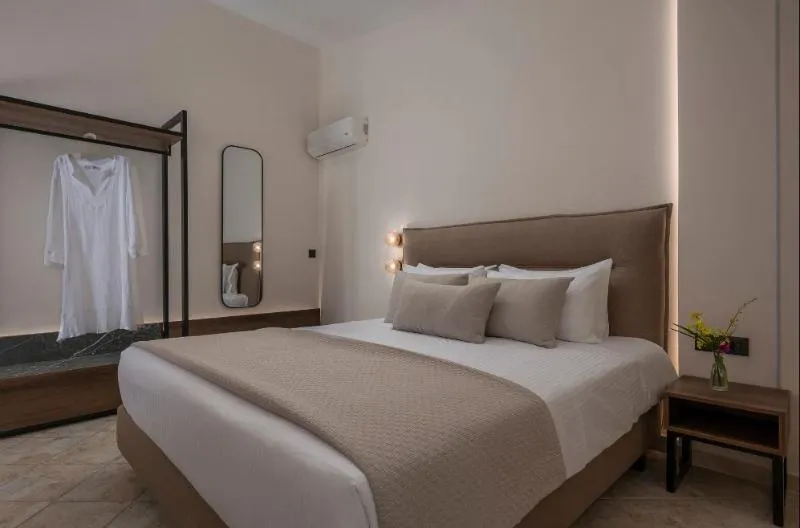 VILLA WITH PRIVATE POOL Room, Alia Palace Hotel, Halkidiki
