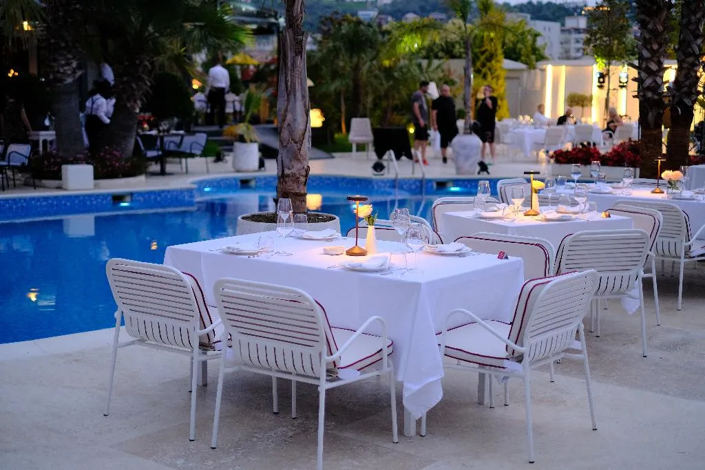 Restaurant, Flower Garden Hotel, Durres
