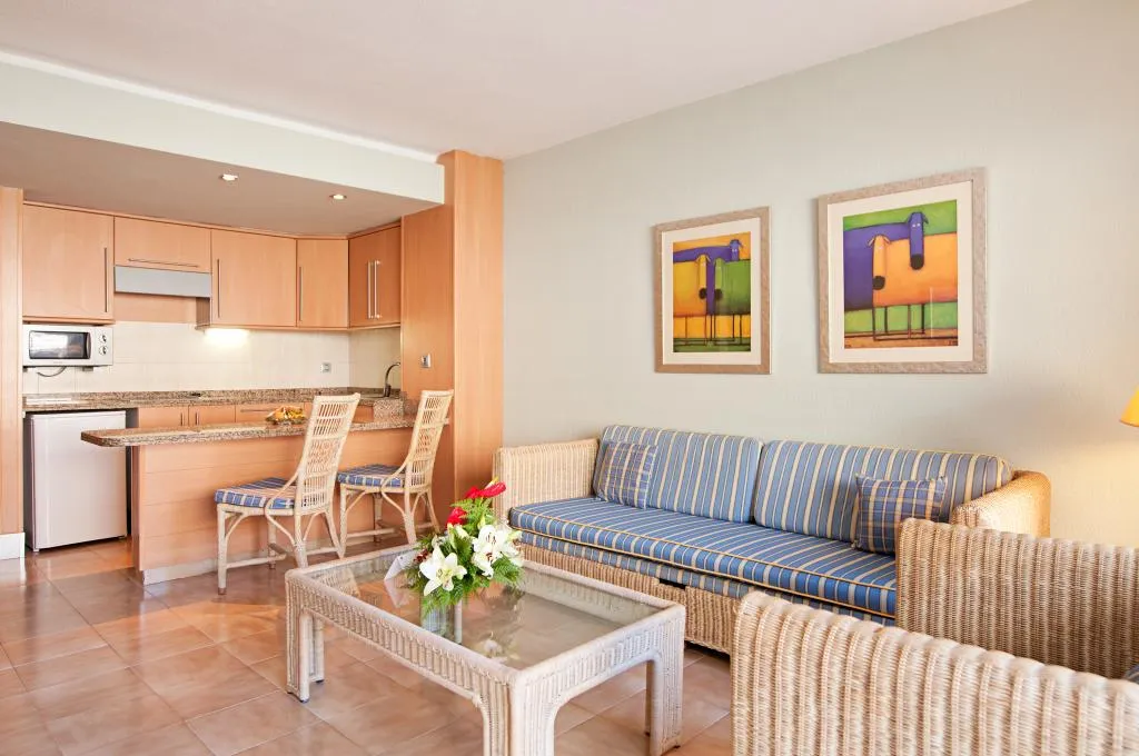 FAMILY ROOM STANDARD Room, LIVVO Lago Taurito & Waterpark, Gran Canaria