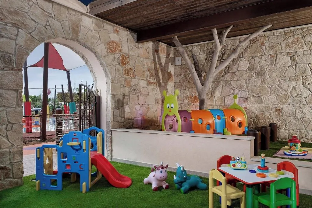 Sports and Entertainment, Parklane, a Luxury Collection Resort & Spa, Cyprus