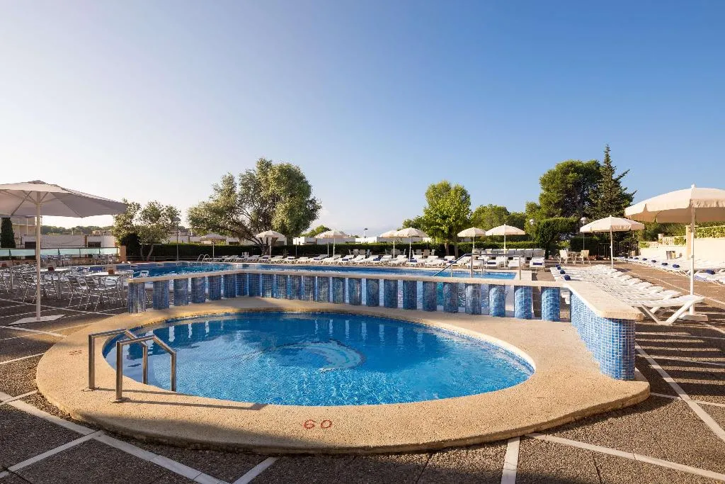 Pool, htop Molinos Park, Costa Dorada