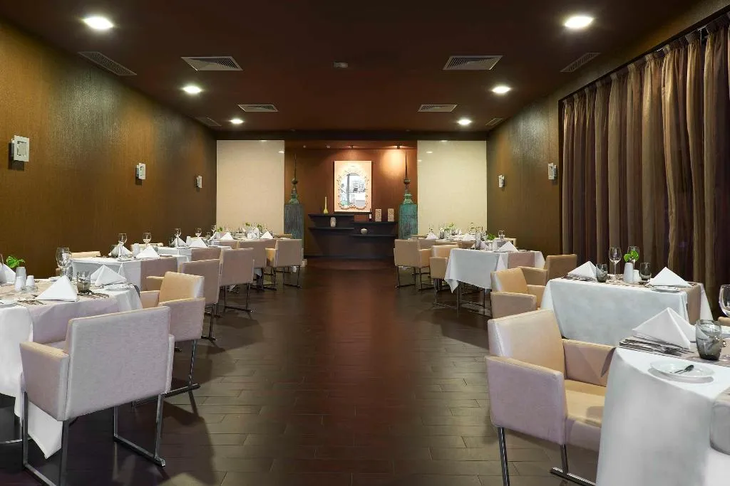 Restaurant, Melia Madeira Mare, Madeira