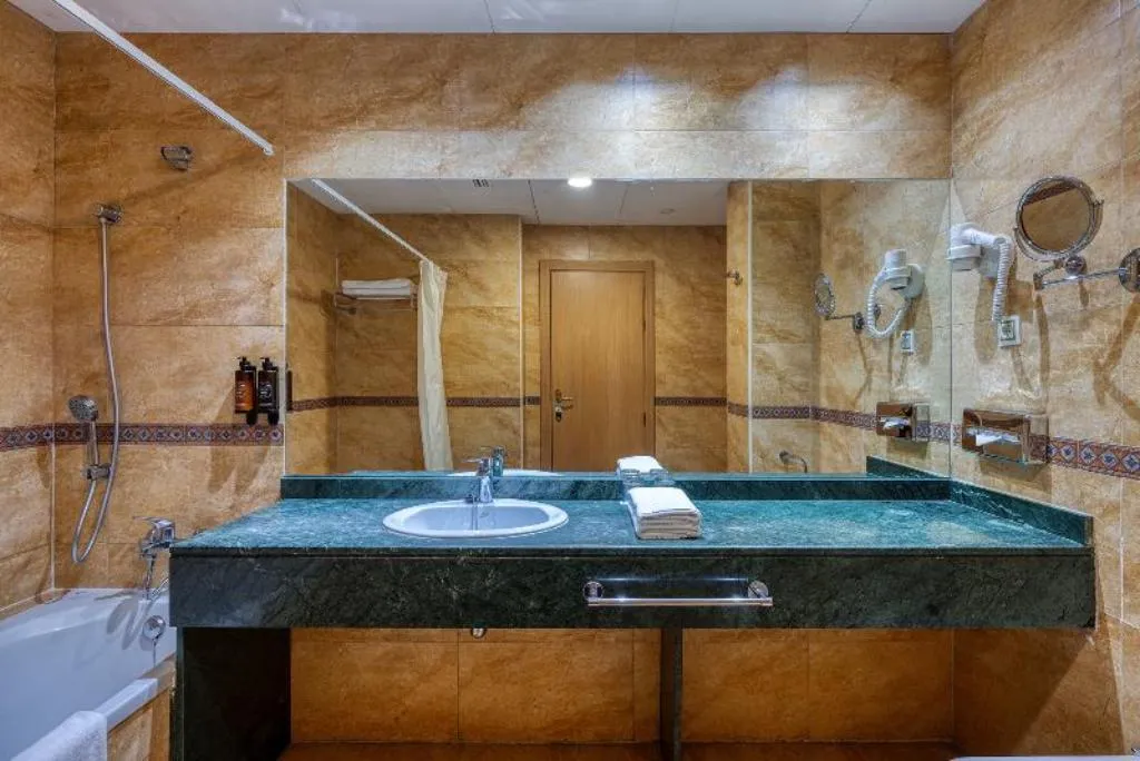 DOUBLE STANDARD Room, Senator Cadiz, Costa De La Luz