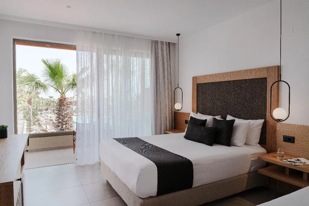 Double or Twin POOL VIEW Room, Stella Palace, Crete