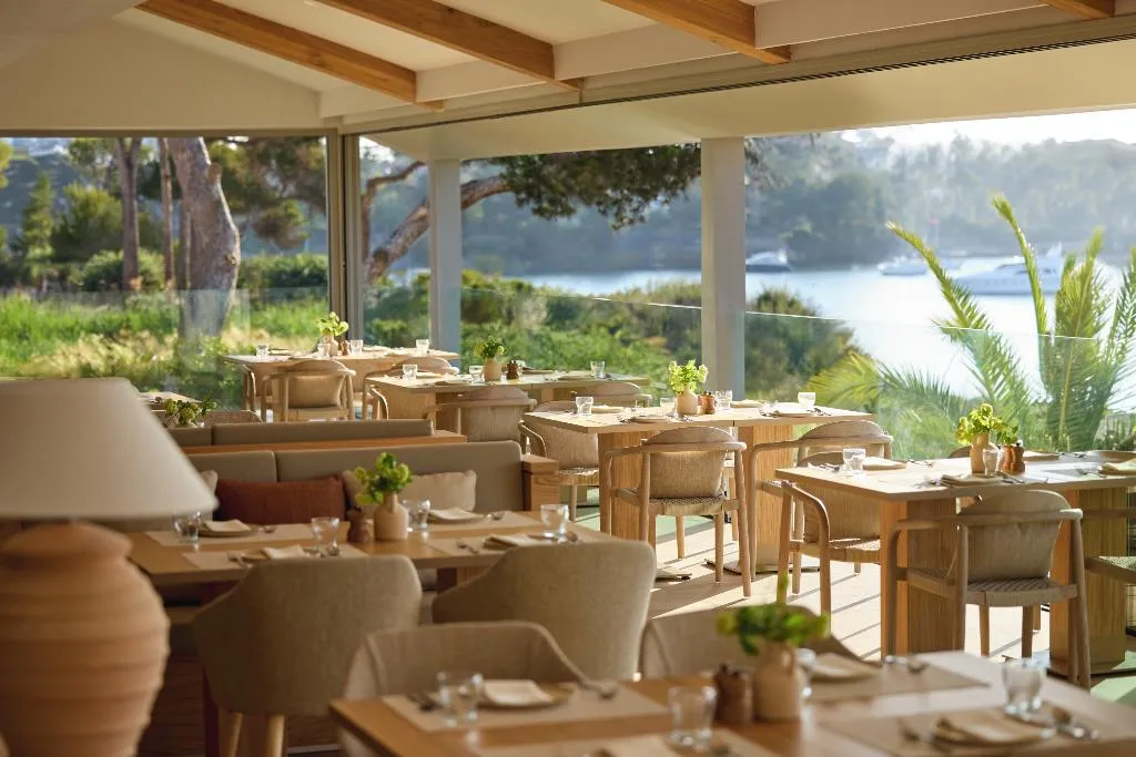Restaurant, Ikos Porto Petro, Majorca