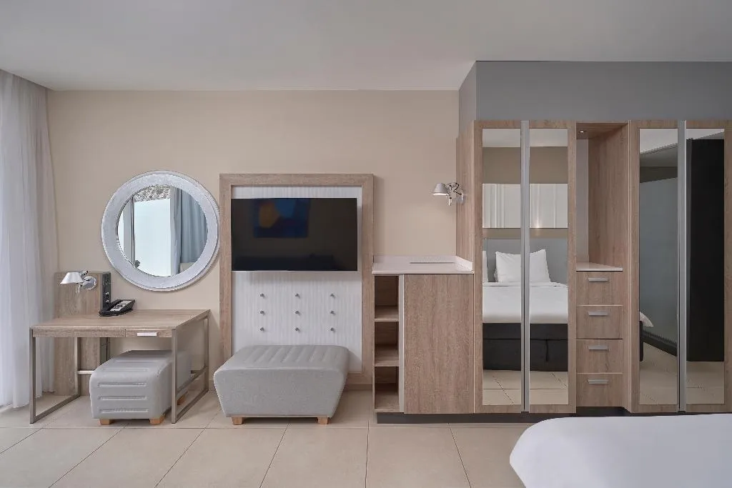 FAMILY ROOM WITH BALCONY Room, Radisson Blu Resort & Spa Gran Canaria Mogan, Gran Canaria