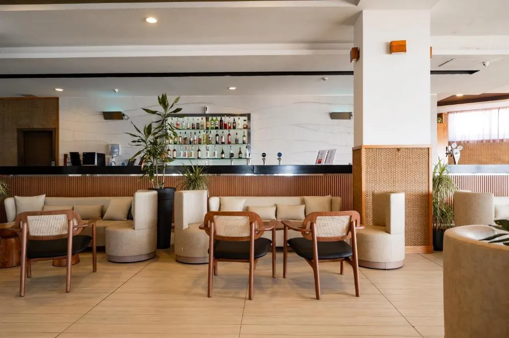 Bar, db Seabank Resort + Spa – All Inclusive, Malta