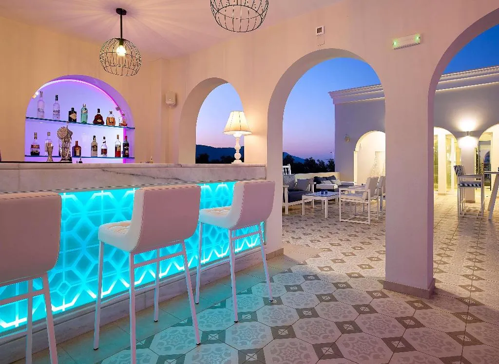Bar, Anemos Luxury Grand Resort, Crete