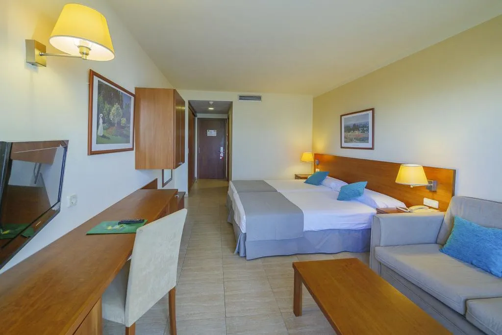 Room, DWO Sirius, Costa Brava