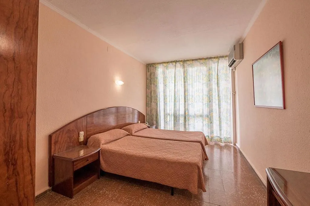DOUBLE SINGLE USE STANDARD Room, Checkin Garbi Hotel, Costa Brava