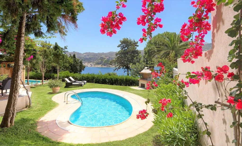 VILLA WITH PRIVATE POOL Room, Out Of The Blue Resort, Crete