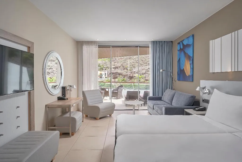 Room WITH BALCONY Room, Radisson Blu Resort & Spa Gran Canaria Mogan, Gran Canaria