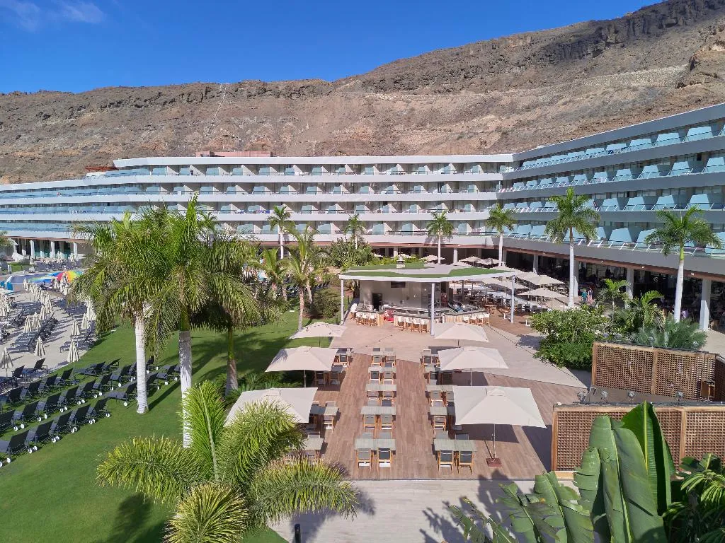 Bar, Radisson Blu Resort & Spa Gran Canaria Mogan, Gran Canaria