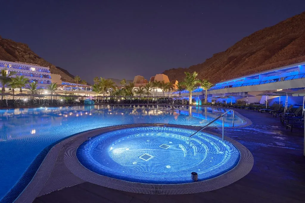 Pool, Radisson Blu Resort & Spa Gran Canaria Mogan, Gran Canaria