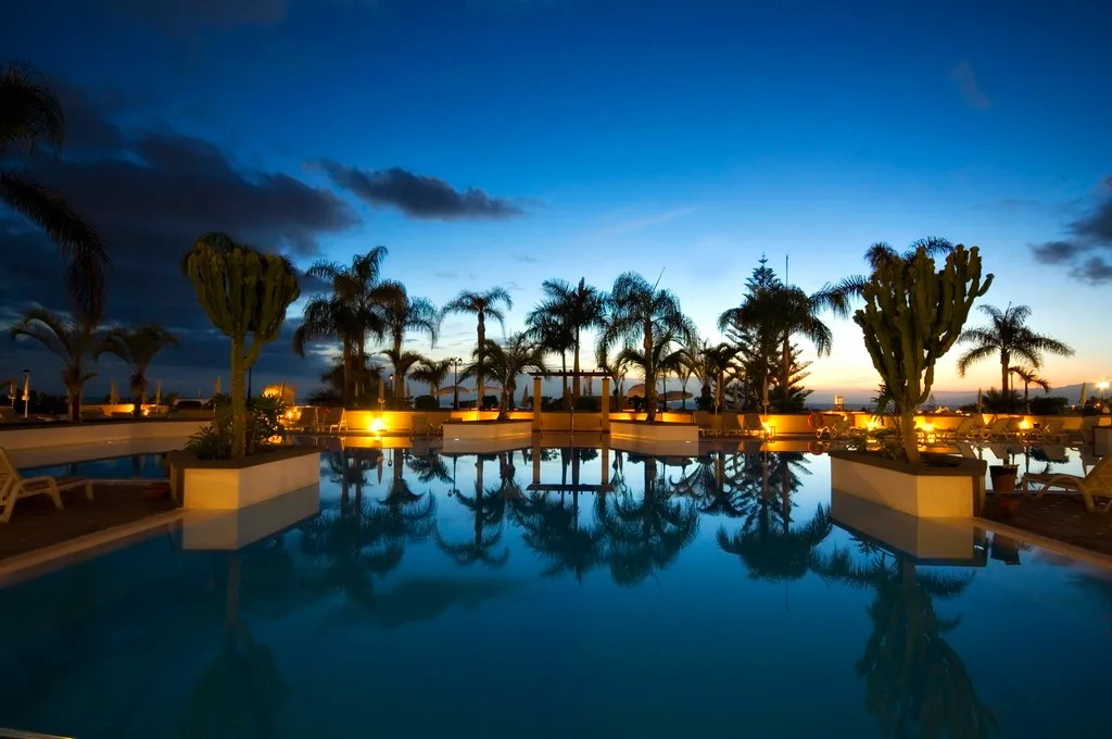 Pool, GF Gran Costa Adeje, Tenerife