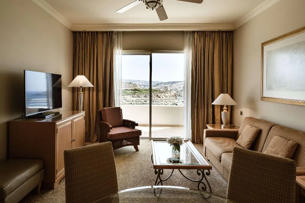 Room, Radisson Blu Resort & Spa Golden Sands, Malta