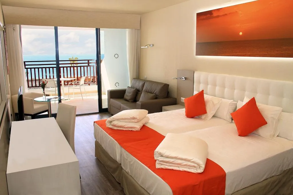 SINGLE SUPERIOR Room, Sandos Papagayo, Lanzarote