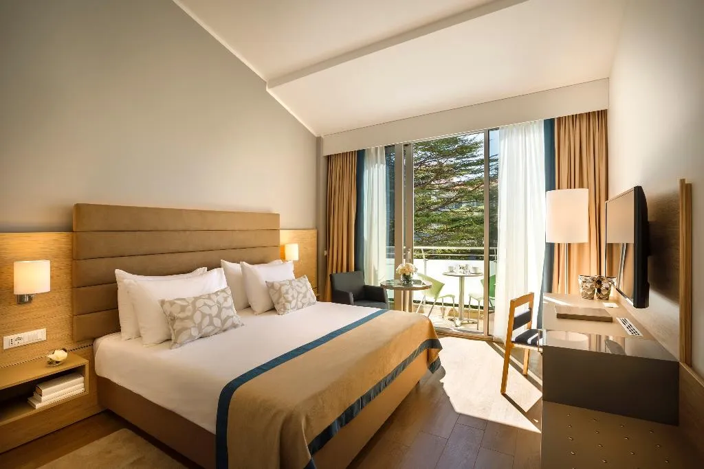 TWIN CLASSIC WITH BALCONY Room, Valamar Argosy Hotel, Dubrovnik
