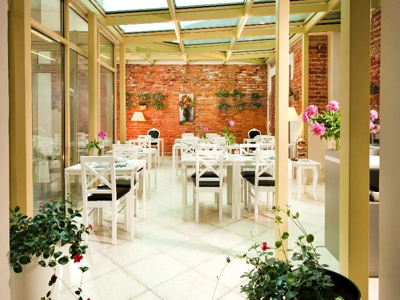 Restaurant, Leone Aparthotel, Krakow