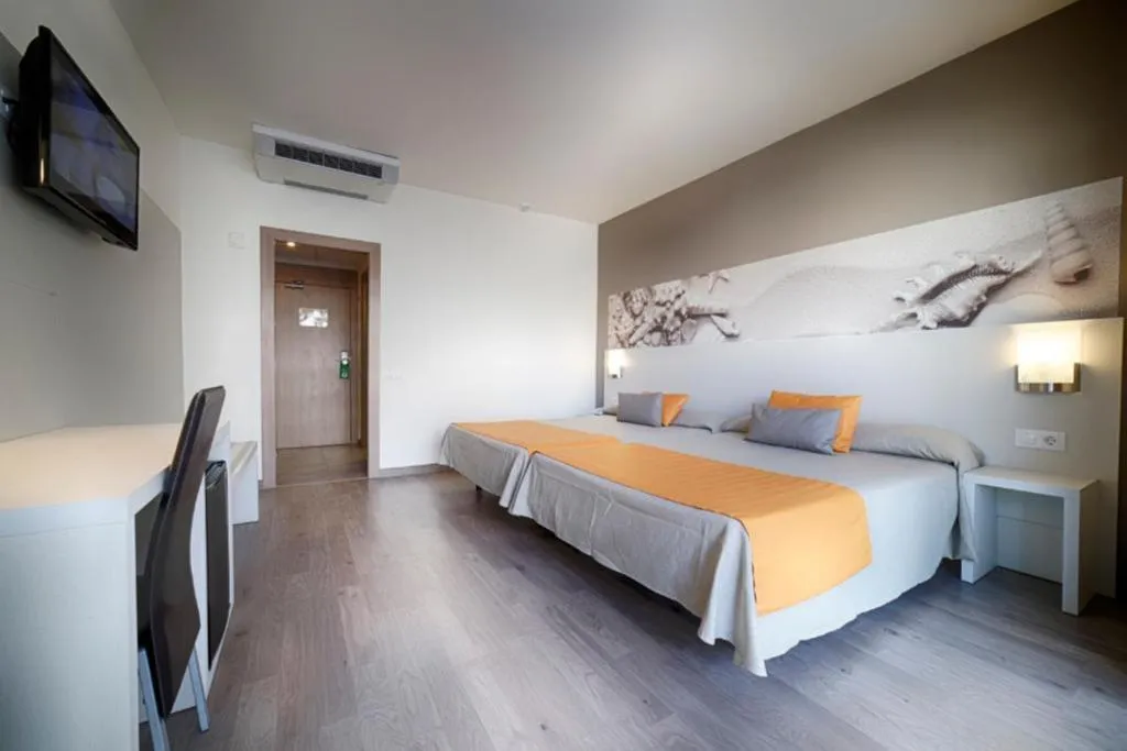 QUADRUPLE STANDARD Room, Ohtels Villa Dorada, Costa Dorada