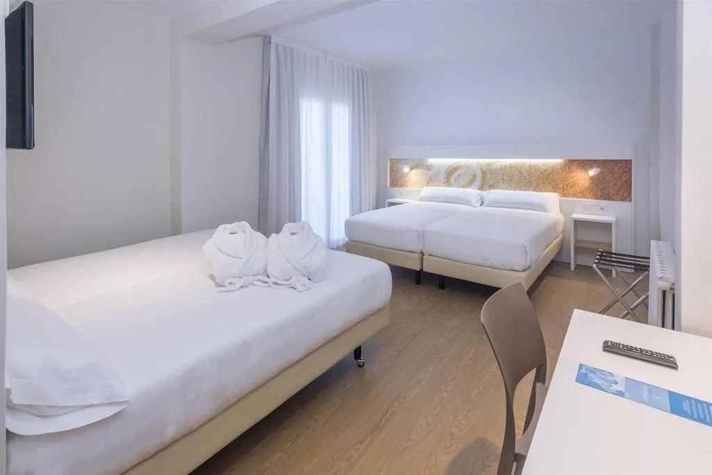 Room, Hotel Sorra Daurada Splash, Costa Brava