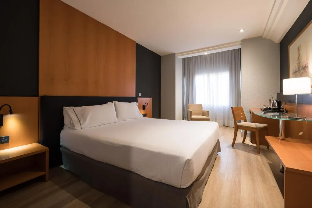 Room, Eurostars Al-Ándalus Palace, Seville