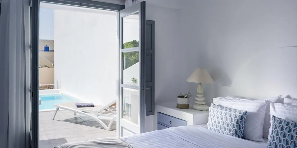 DOUBLE WITH PRIVATE POOL Room, Antoperla Luxury Hotel & Spa, Santorini