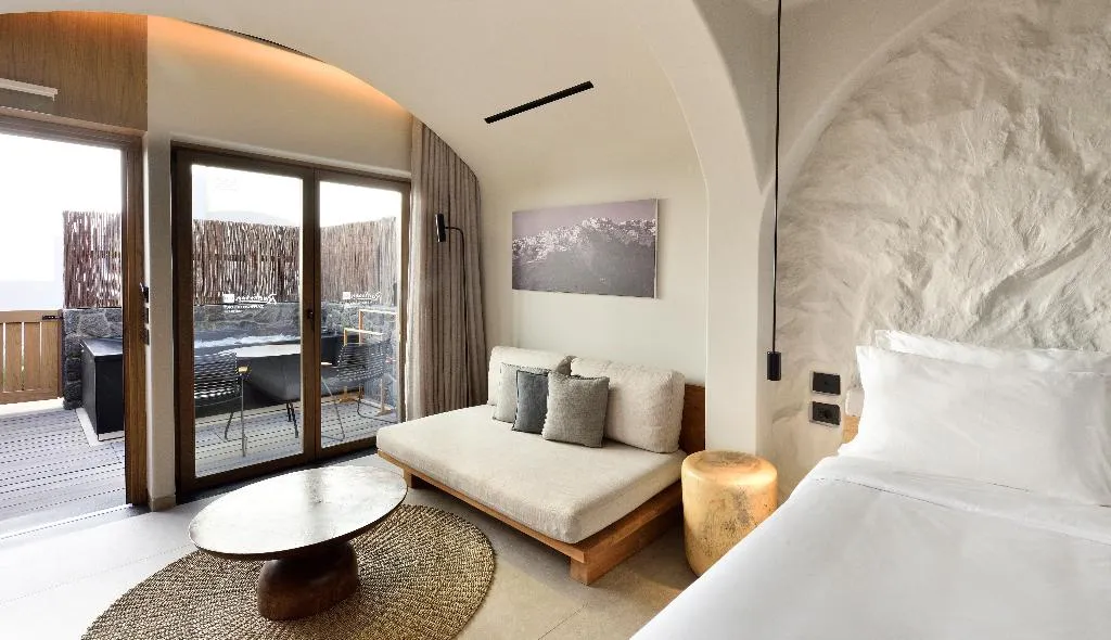 Double or Twin PREMIUM Room, Radisson Blu Zaffron Resort, Santorini
