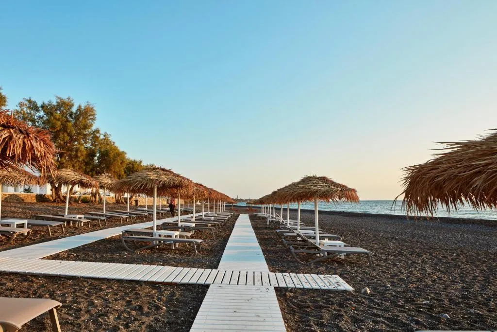 Beach, Costa Grand Resort & Spa, Santorini