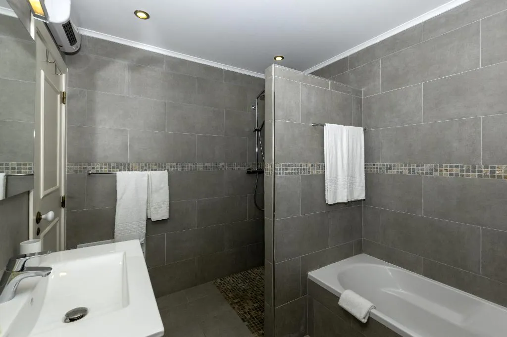 VILLA SEA VIEW THREE BEDROOMS Room, Rocha Brava Village Resort, Algarve