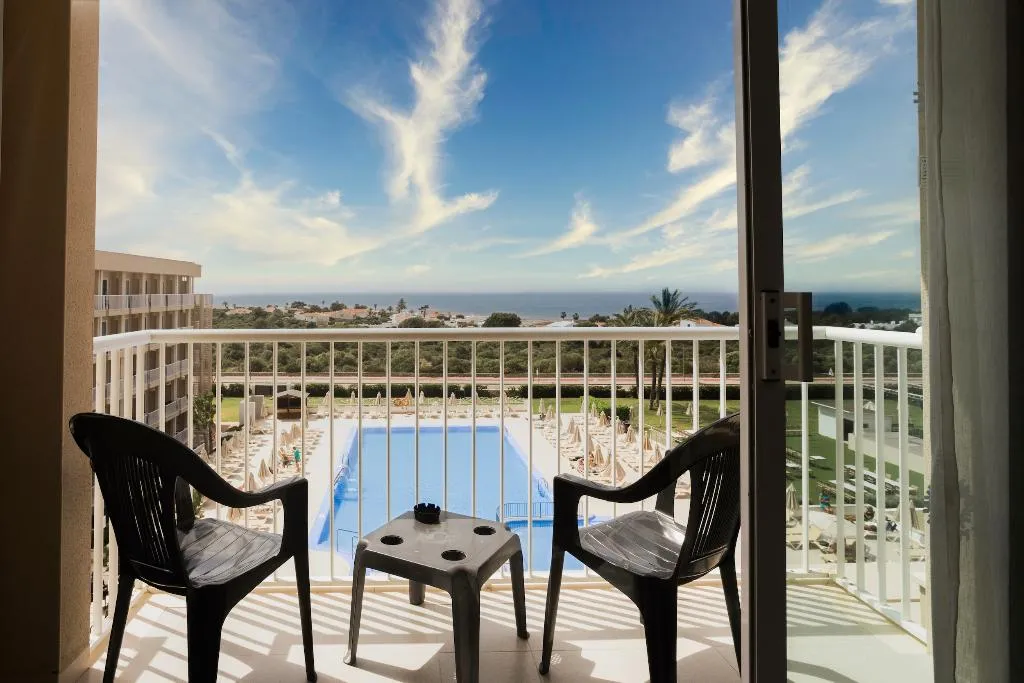 Double or Twin SIDE SEA VIEW Room, Minura Sur Menorca, Menorca