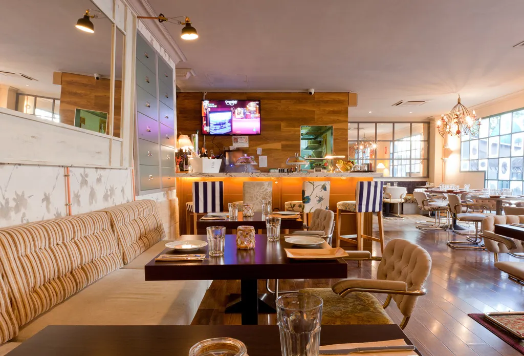 Restaurant, Senator Barajas, Madrid