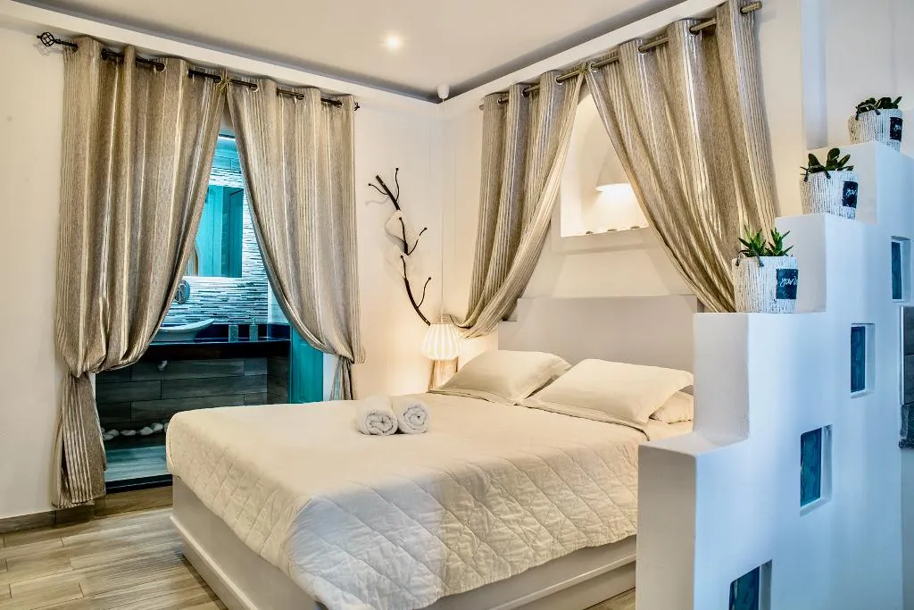 STUDIO SUPERIOR GARDEN VIEW Room, Anastasia Princess Luxury Beach Residence, Santorini