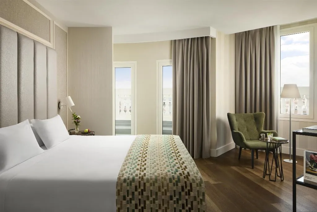 Room, NH Madrid Nacional, Madrid