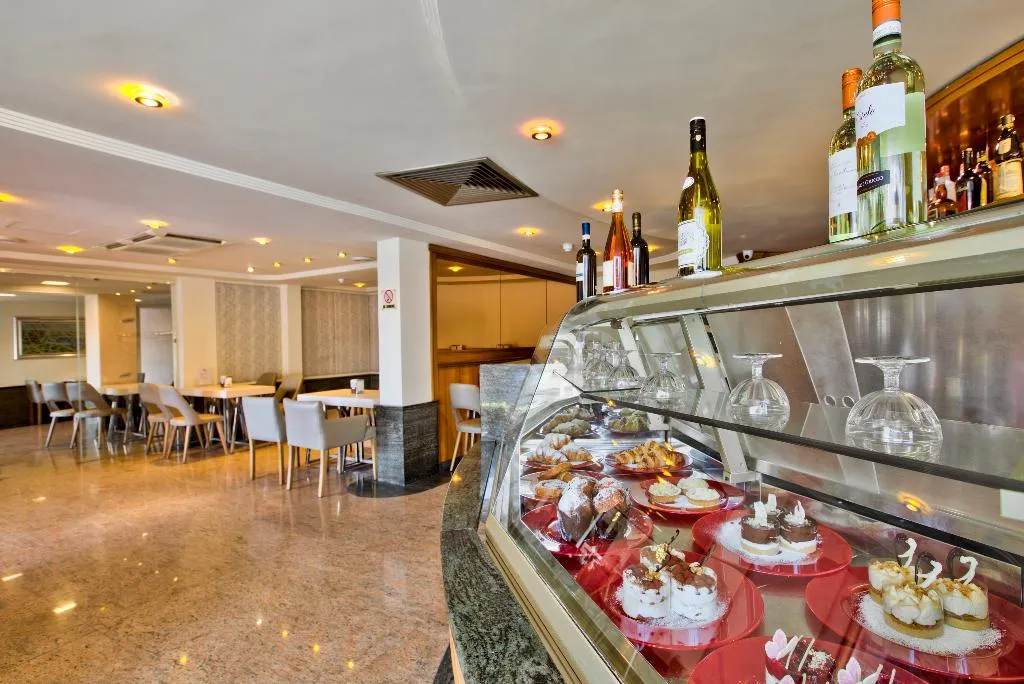 Bar, Hotel Santana Malta, Malta