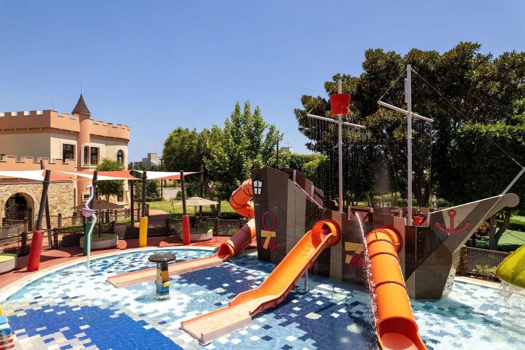 Sports and Entertainment, Parklane, a Luxury Collection Resort & Spa, Cyprus