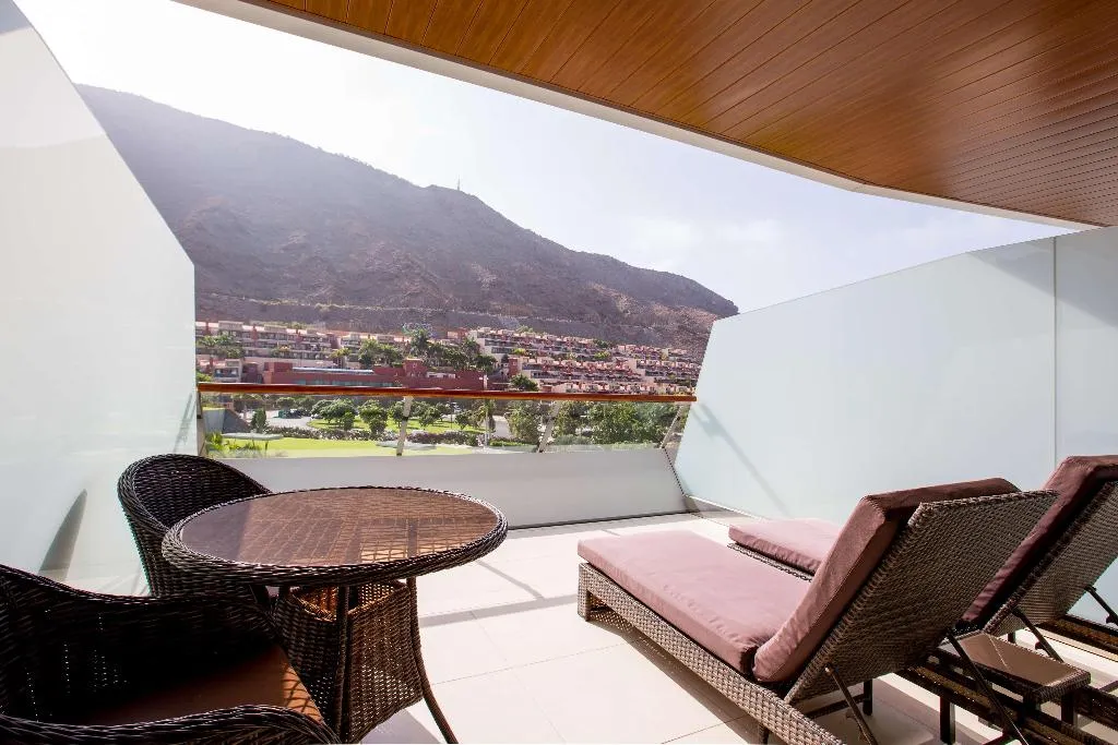 Room SUPERIOR WITH BALCONY Room, Radisson Blu Resort & Spa Gran Canaria Mogan, Gran Canaria
