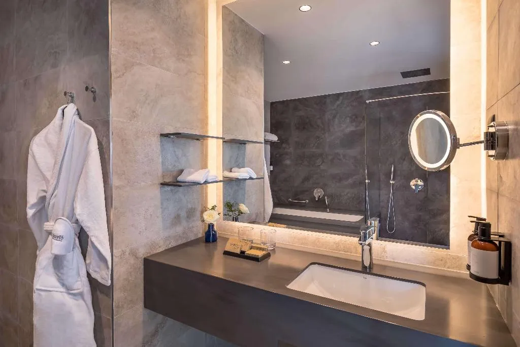 Double or Twin PREMIUM Room, Barcelo Fortina, Malta