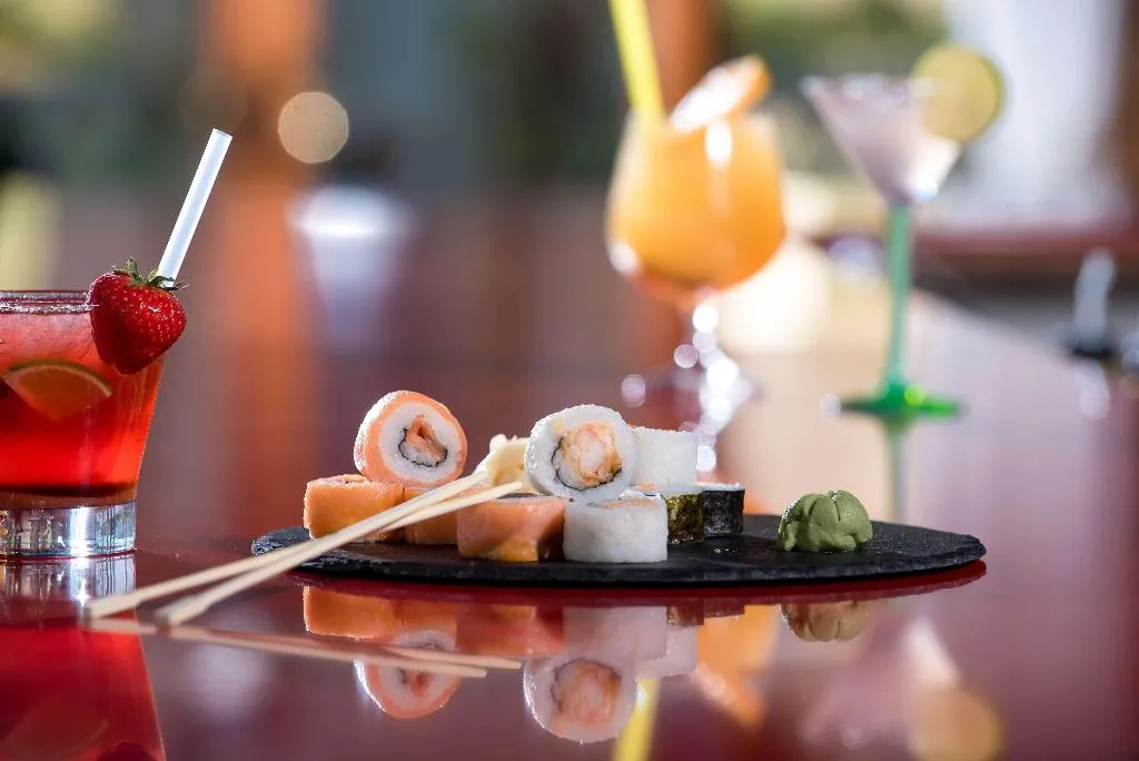 Bar, Minos Imperial Luxury Beach Resort Milatos, Crete