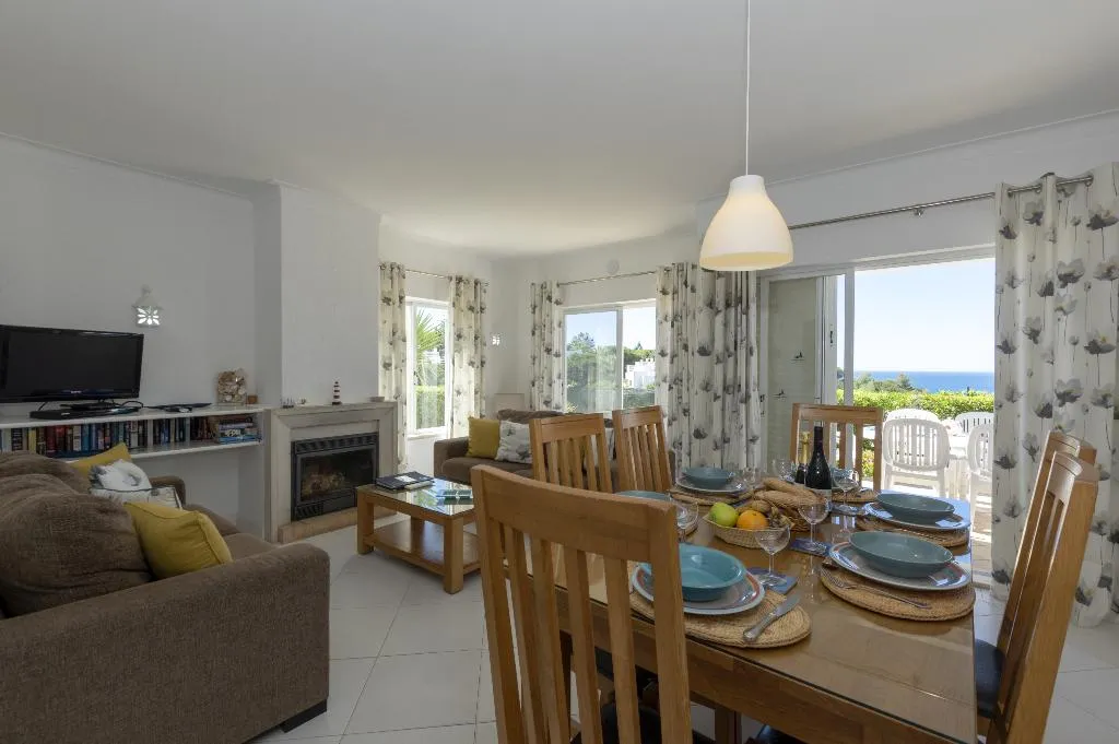 VILLA SEA VIEW THREE BEDROOMS Room, Rocha Brava Village Resort, Algarve