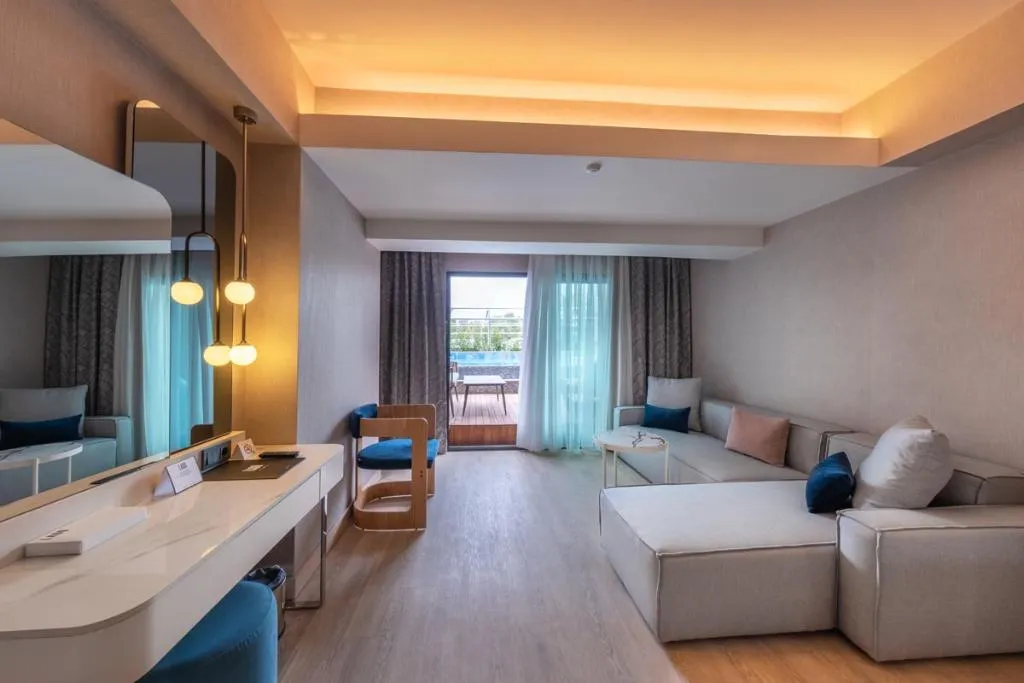 DOUBLE SEA VIEW WITH PRIVATE POOL Room, Lago Hotel, Antalya